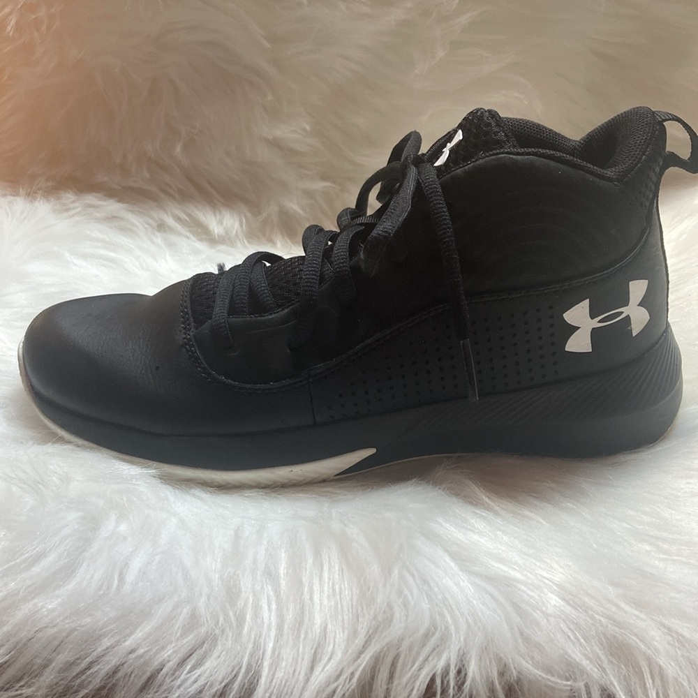 Under Armour basketball sneakers‎ - Picture 2 of 15